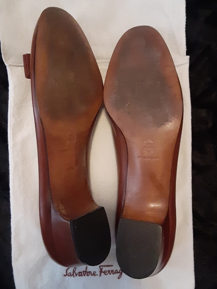 SALVATORE FERRAGAMO PUMPS 👠 - Picture 9 of 13